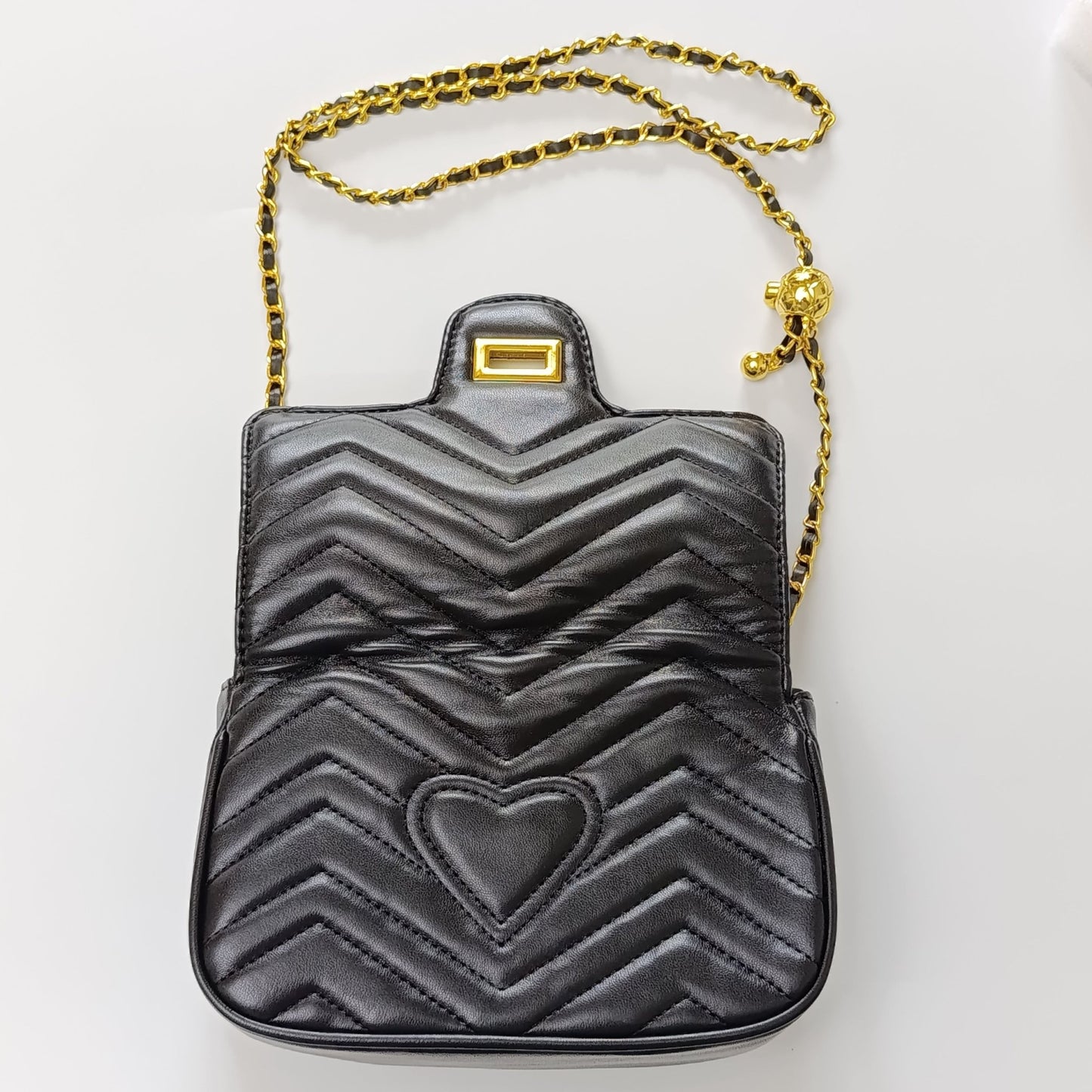 Black Quilted Heart Chain Shoulder Bag – Elegant Faux Leather Crossbody for Everyday Chic - Lotshop.pk