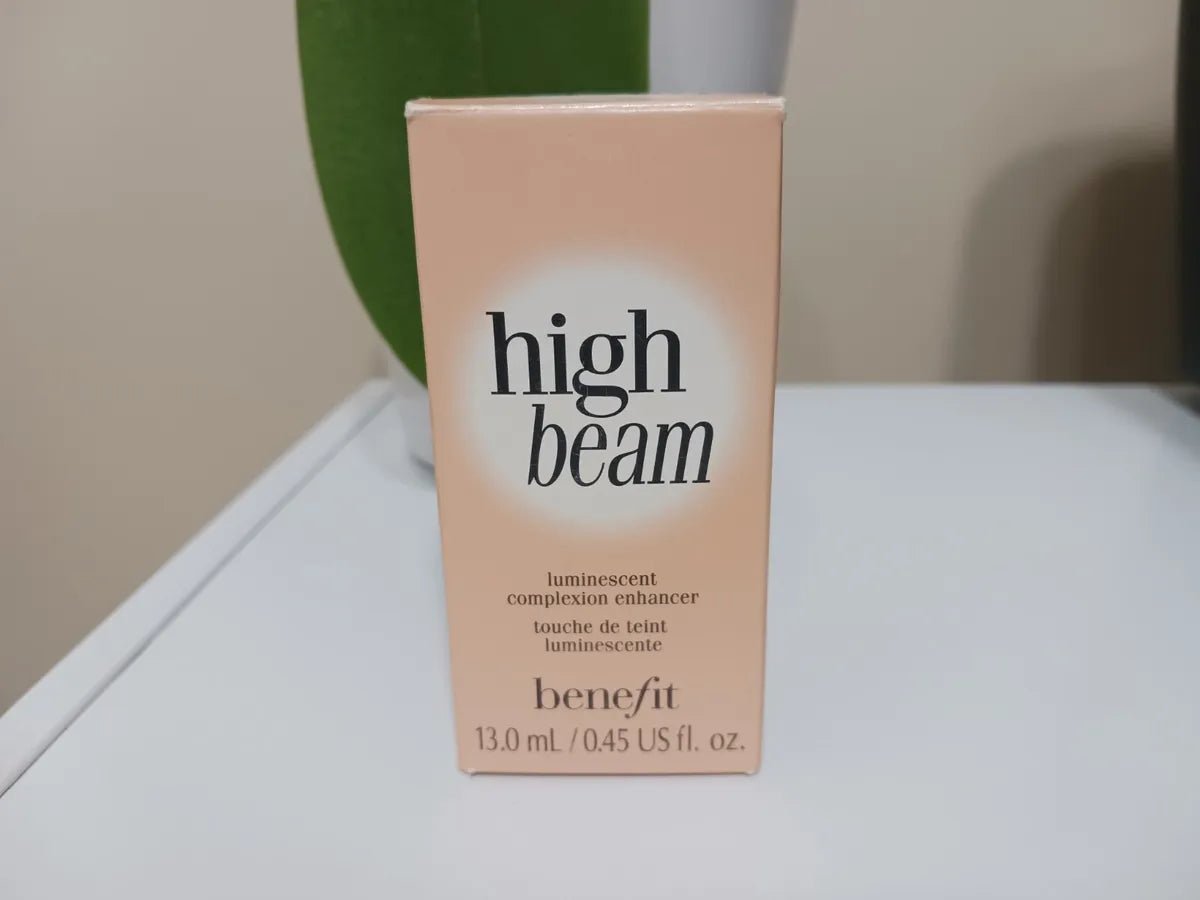 High beam liquid highlighter Available at Lotshop.pk