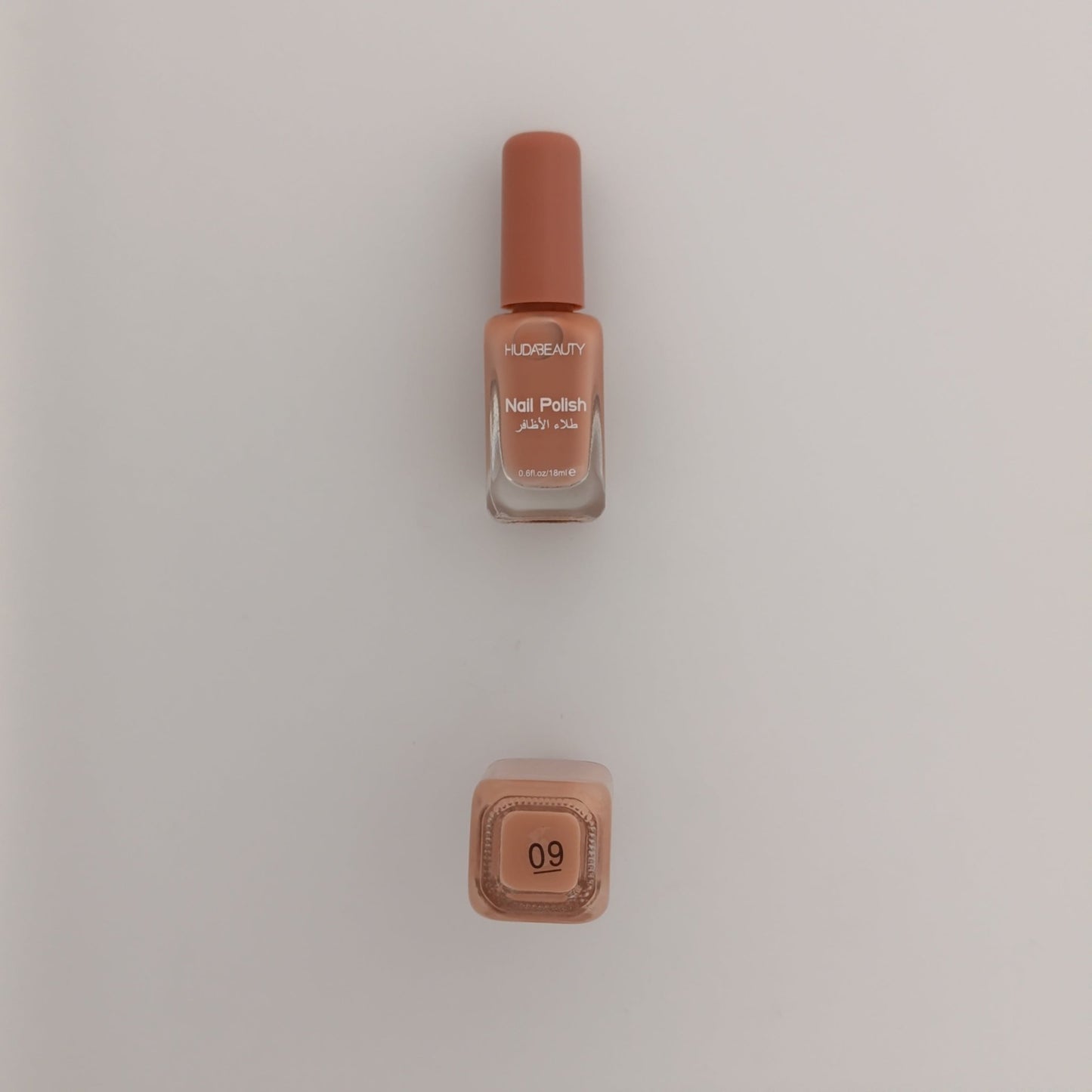 Huda Beauty Nail Polish Set β 6 Premium Shades | Long - Lasting, High Shine π
- Lotshop.pk
