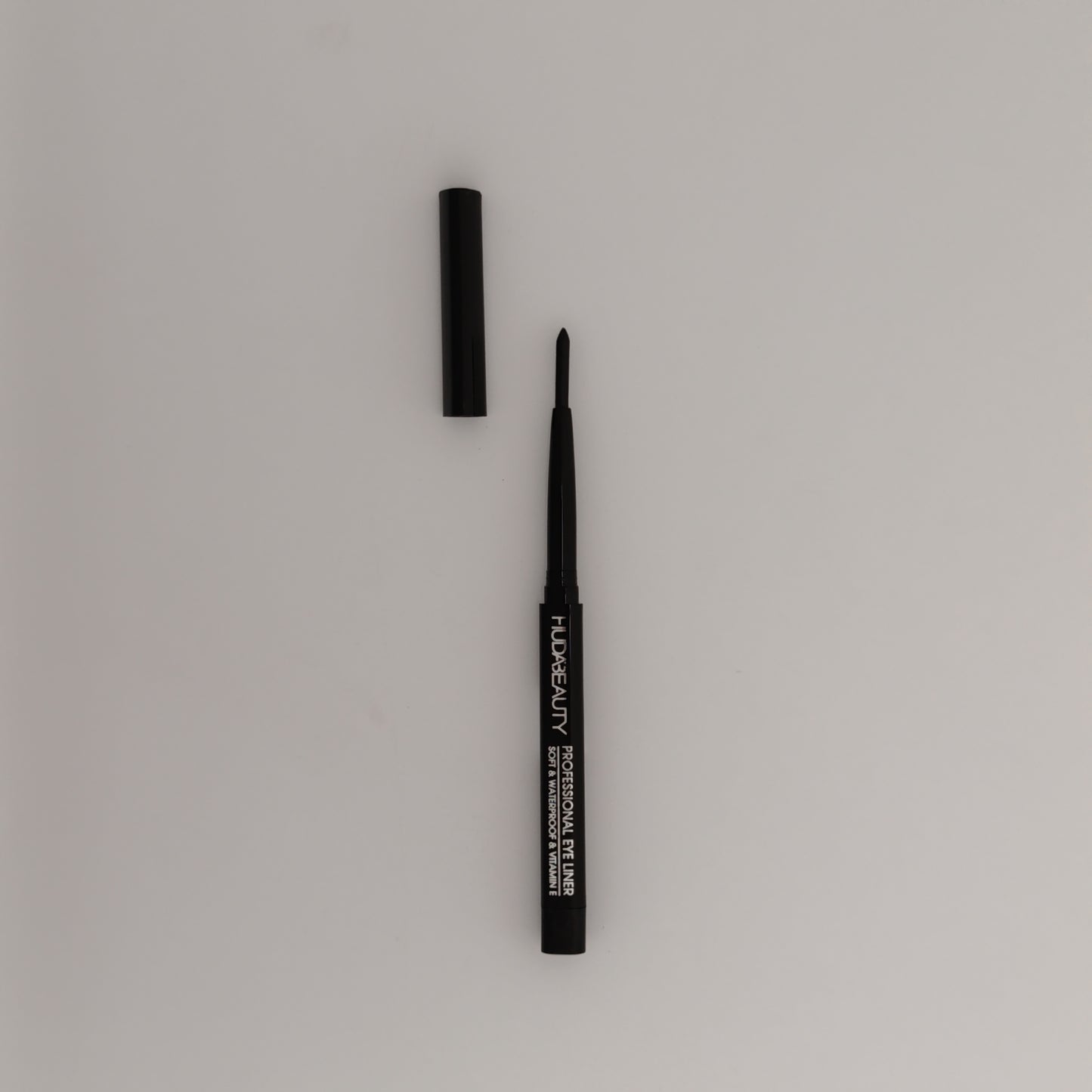 Huda Beauty Professional Eye Liner – Soft, Waterproof & Enriched with Vitamin E