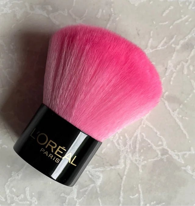 L'Oréal Paris Pink Kabuki Brush – Flawless Blending & Perfect Finish - Lotshop.pk