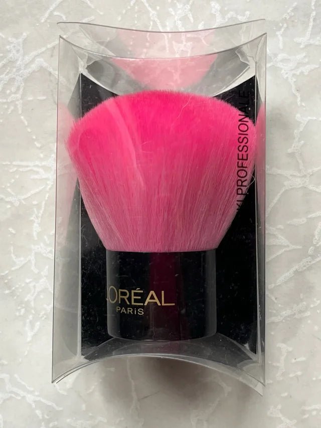 L'Oréal Paris Pink Kabuki Brush – Flawless Blending & Perfect Finish - Lotshop.pk