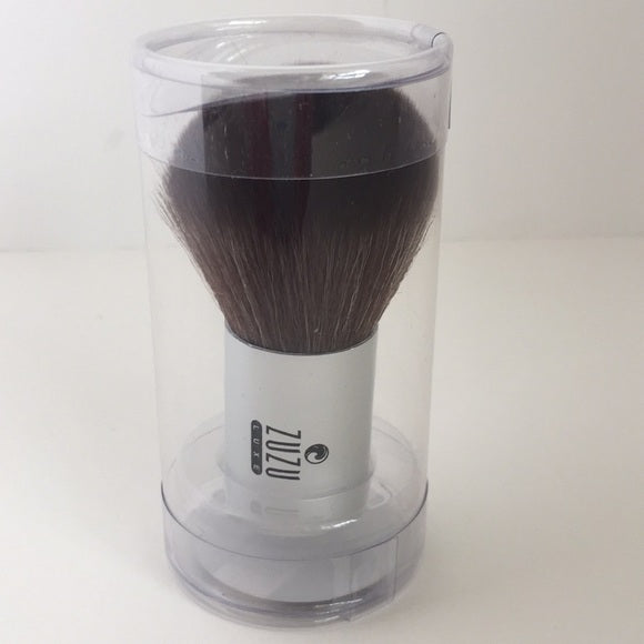 Zuzu Luxe Kabuki buffer Brush