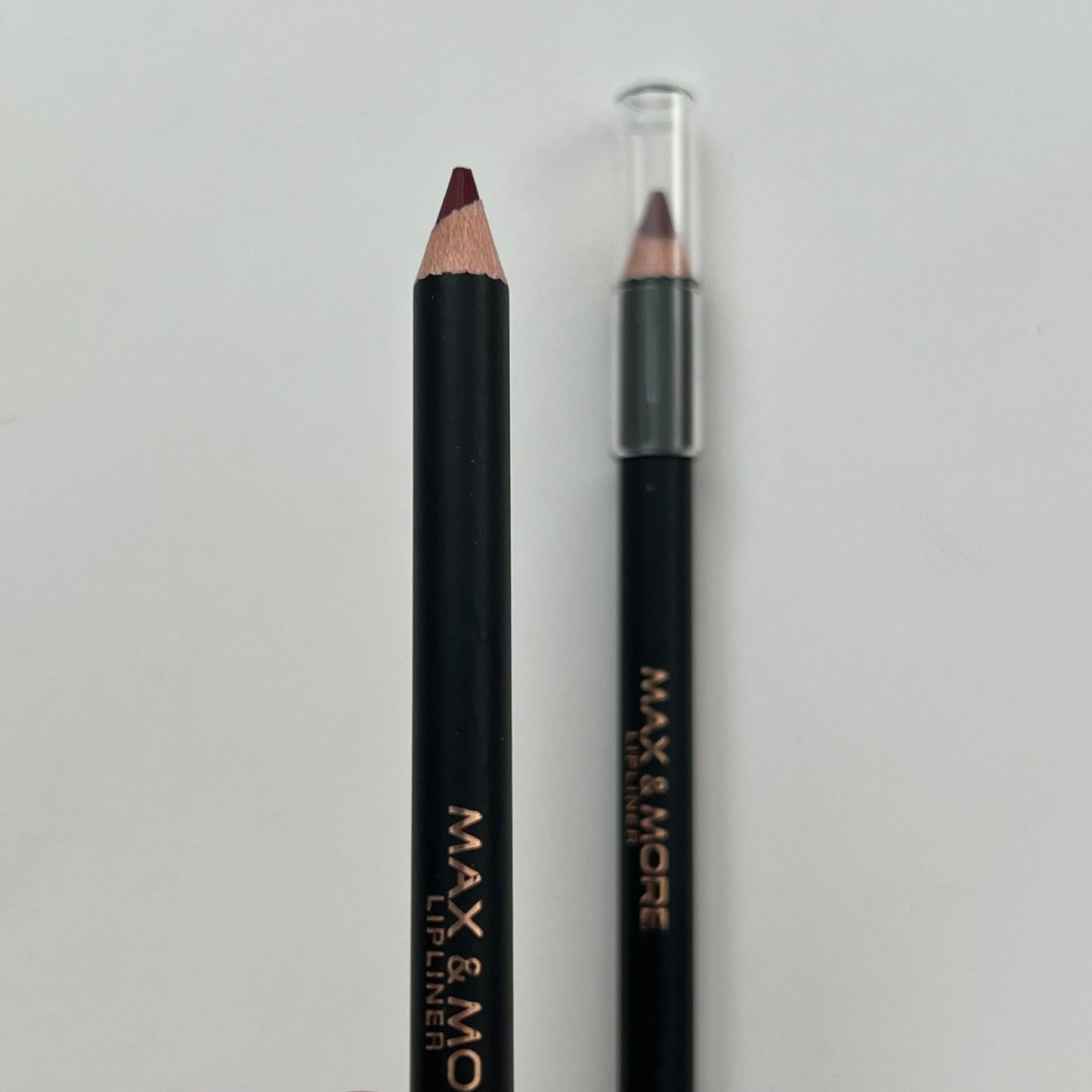 Max & More Precision Lip Liner – Define & Enhance Your Lips Effortlessly! - Lotshop.pk