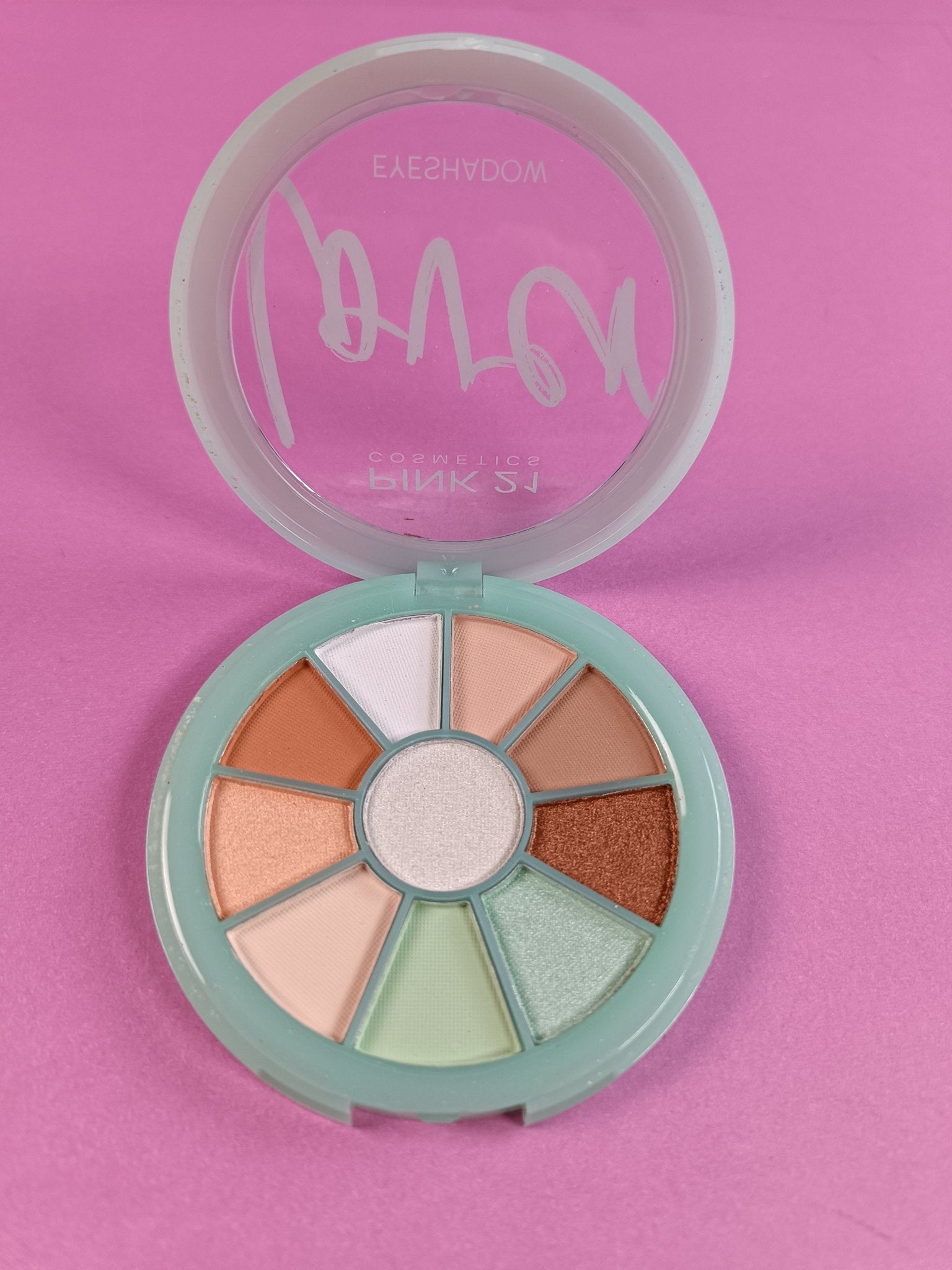 Pink 21 Lover Eyeshadow Palette Available at Lotshop.pk