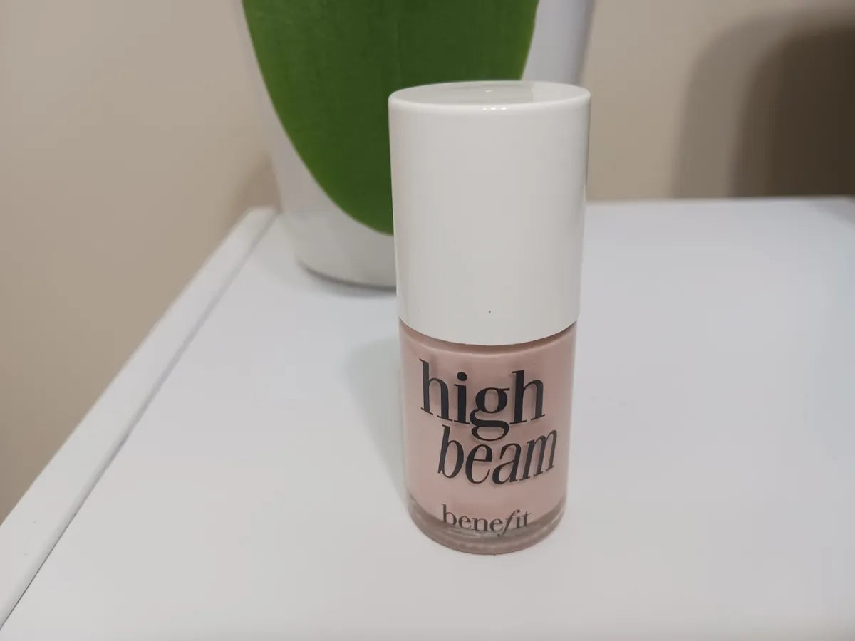 High beam liquid highlighter