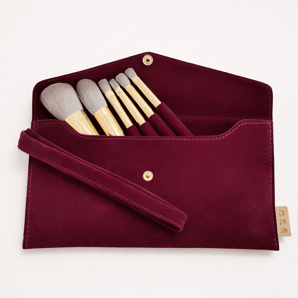 Velvet Luxe 7 - Piece Makeup Brush Set with Pouch – Premium Face & Eye Kit - Lotshop.pk