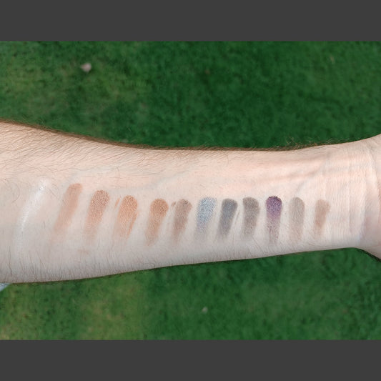 XP Smoky Eyeshadow Palette – 12 Highly Pigmented Shades 🎨✨ - Lotshop.pk