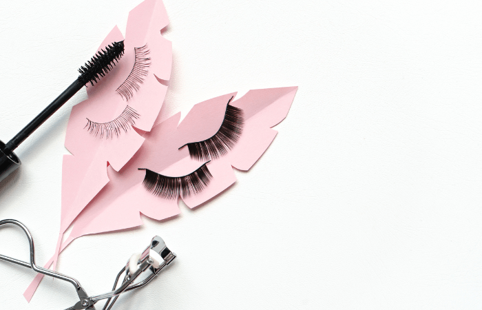 Lash Hacks for a Lifted, Open-Eye Look - Lotshop.pk
