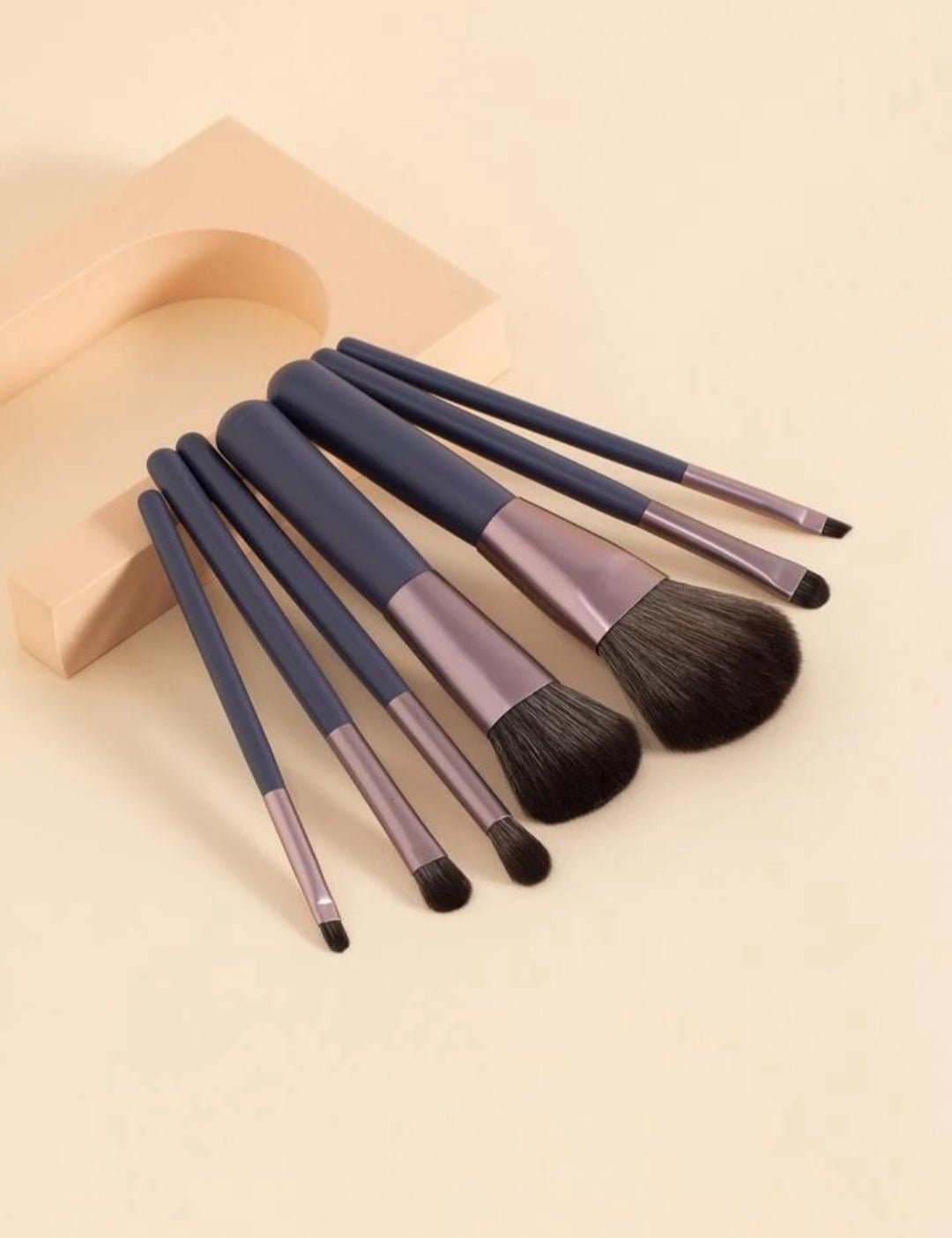 7pcs Portable Makeup brush set - Lotshop.pk