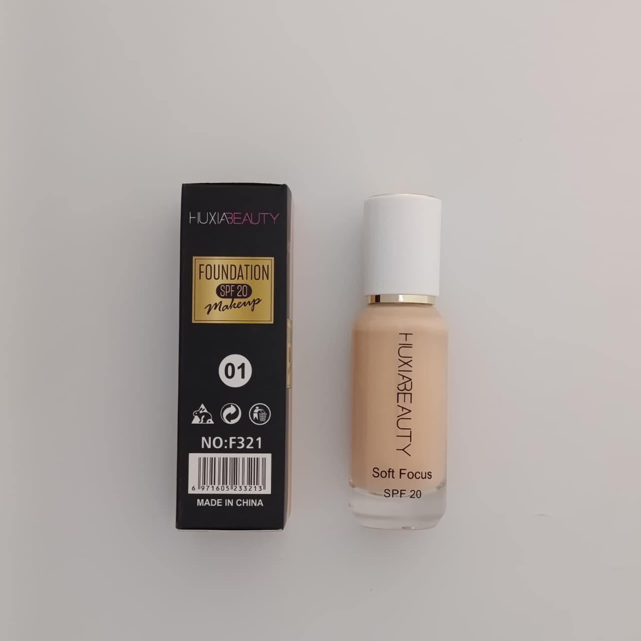 HUXIABEAUTY Soft Focus Liquid Foundation SPF 20 Shade 01 – Smooth Face Makeup Base Pakistan