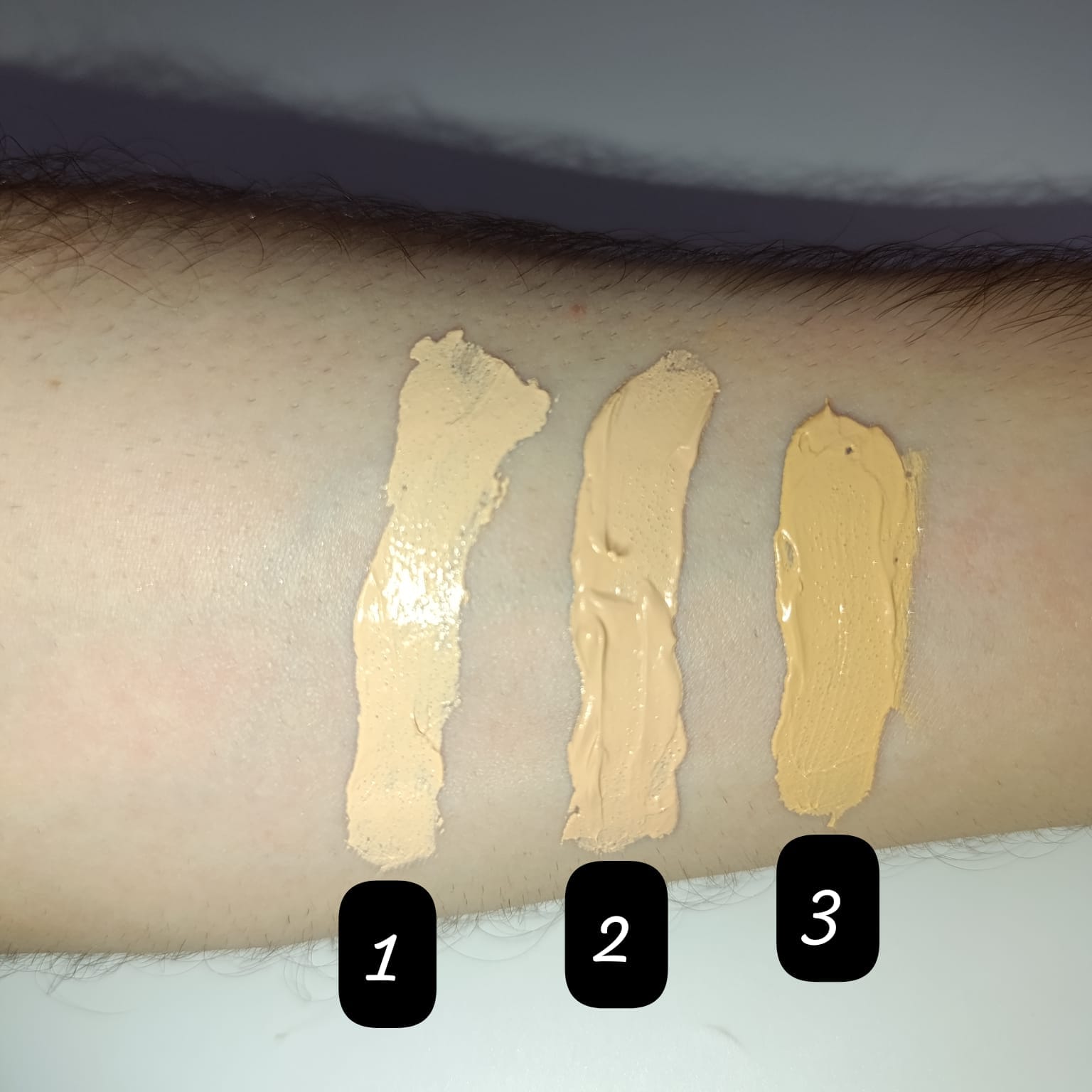 HUXIABEAUTY Soft Focus Liquid Foundation SPF 20 Shade 01 – Smooth Face Makeup Base Pakistan