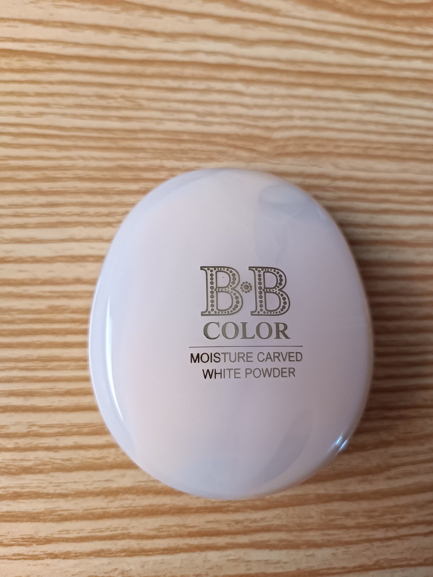 B•B color two way moisture carved white powder