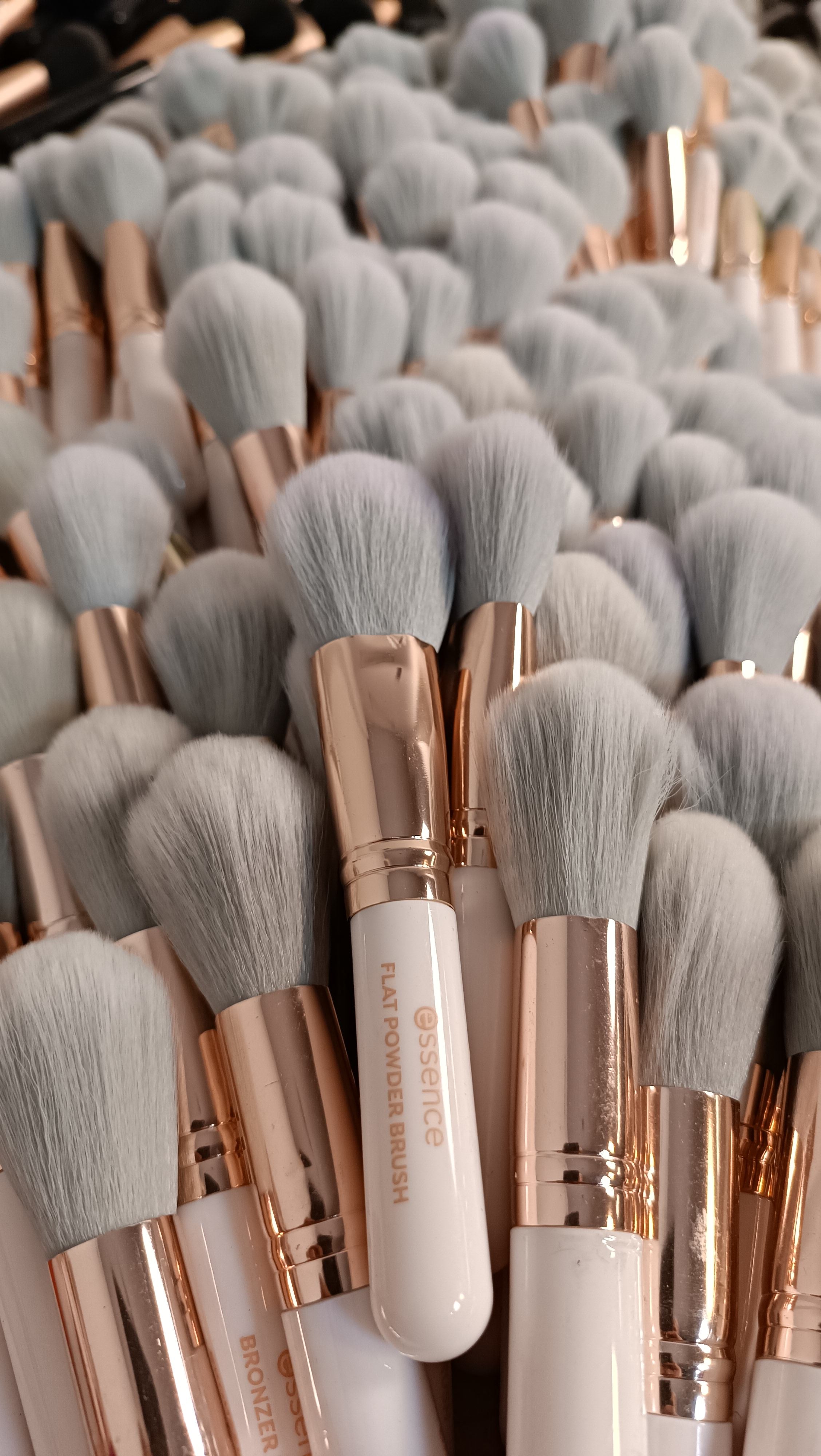 Makeup Brushes Mix In Kgs