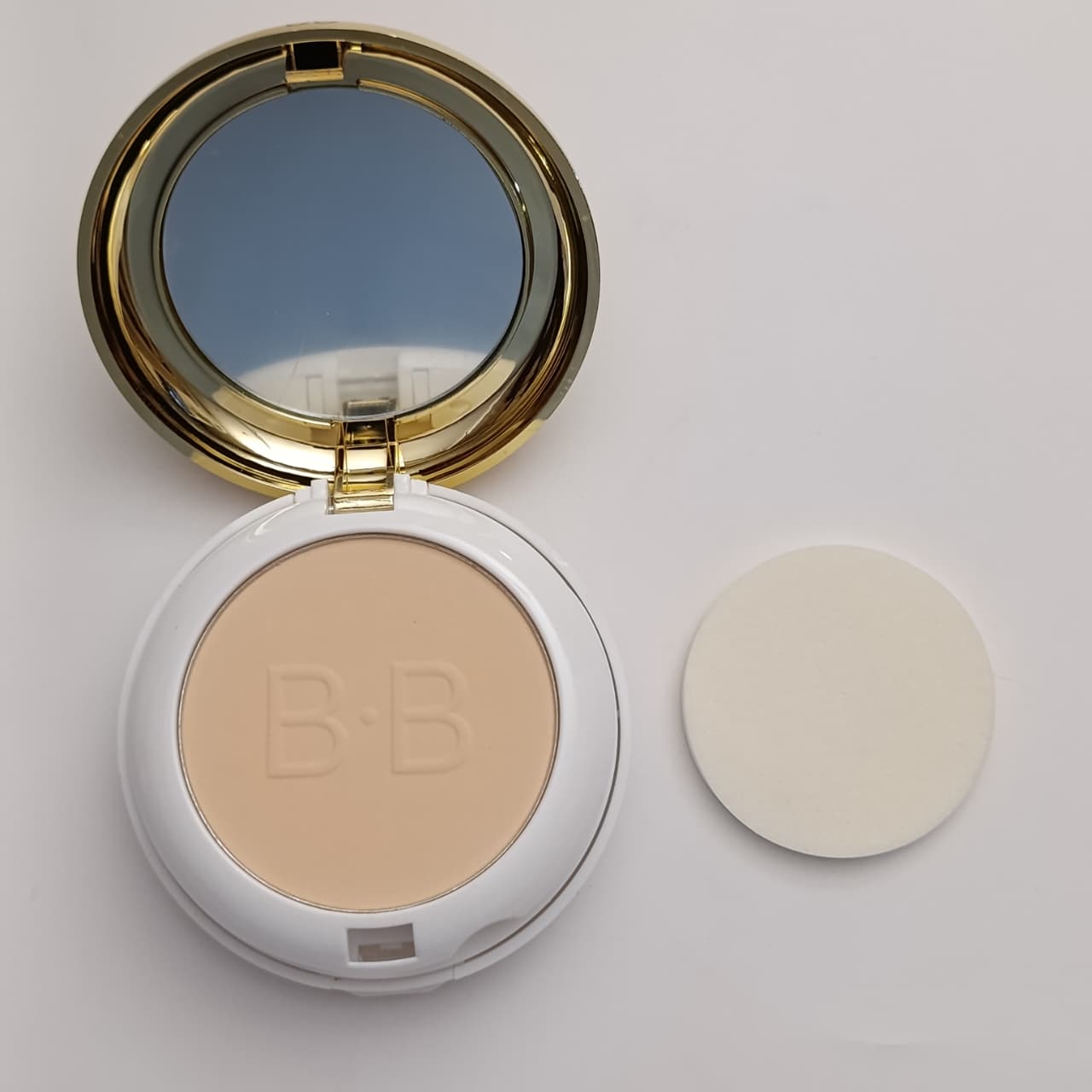 ROMANTIC MAY Floral Face Powder – 3D Flower Matte Setting & Finishing Compact Powder Pakistan