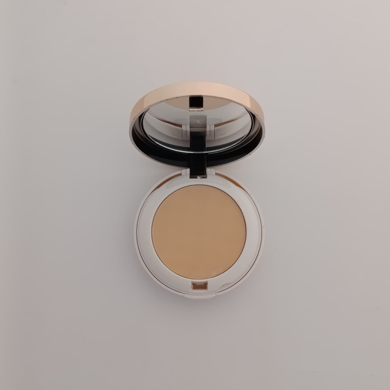 True Match Fit Me 2-in-1 Powdery Cake – Super Blendable Matte Compact Face Powder Pakistan