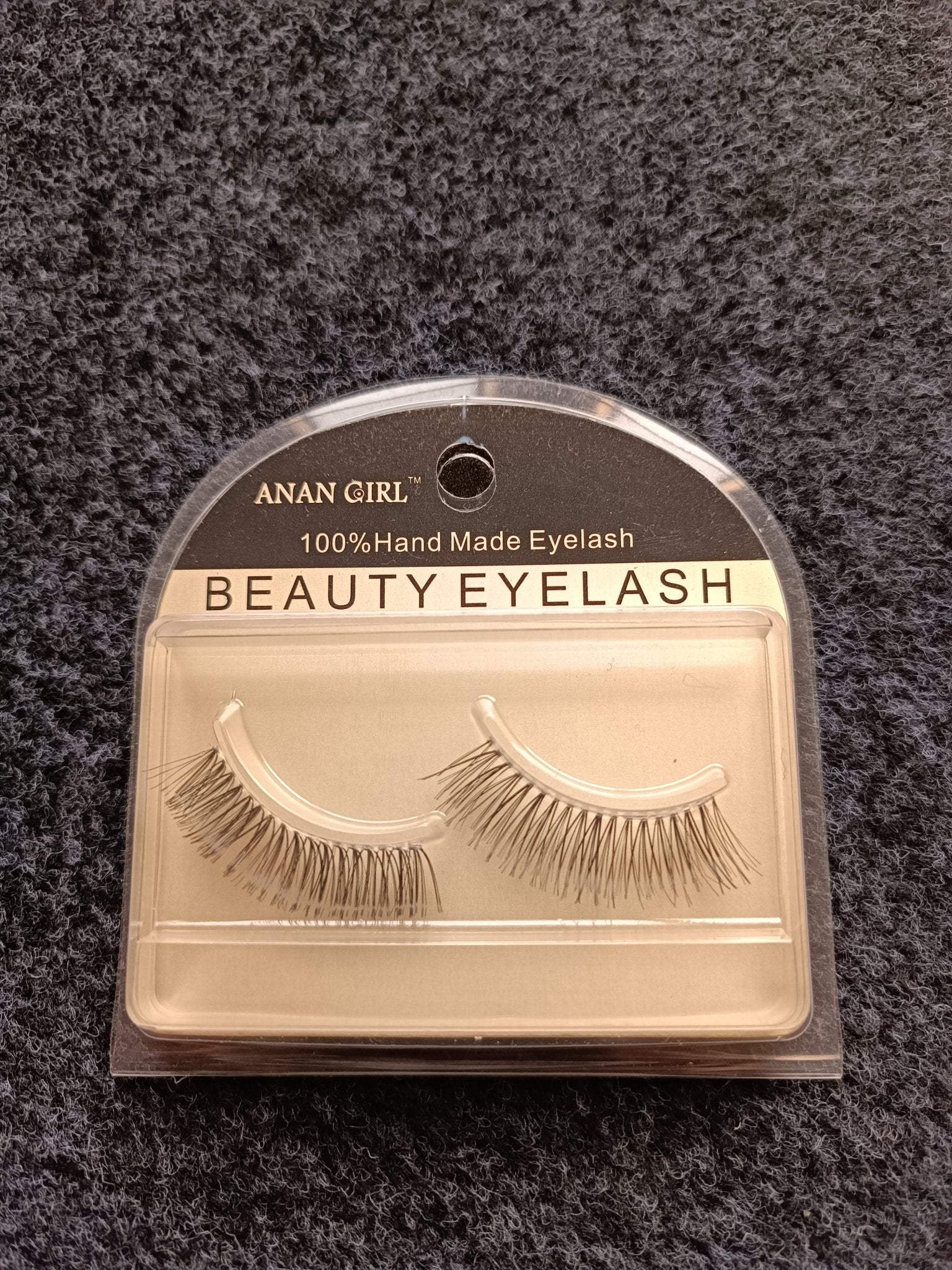 Anan Girl beauty eyelash Available at Lotshop.pk