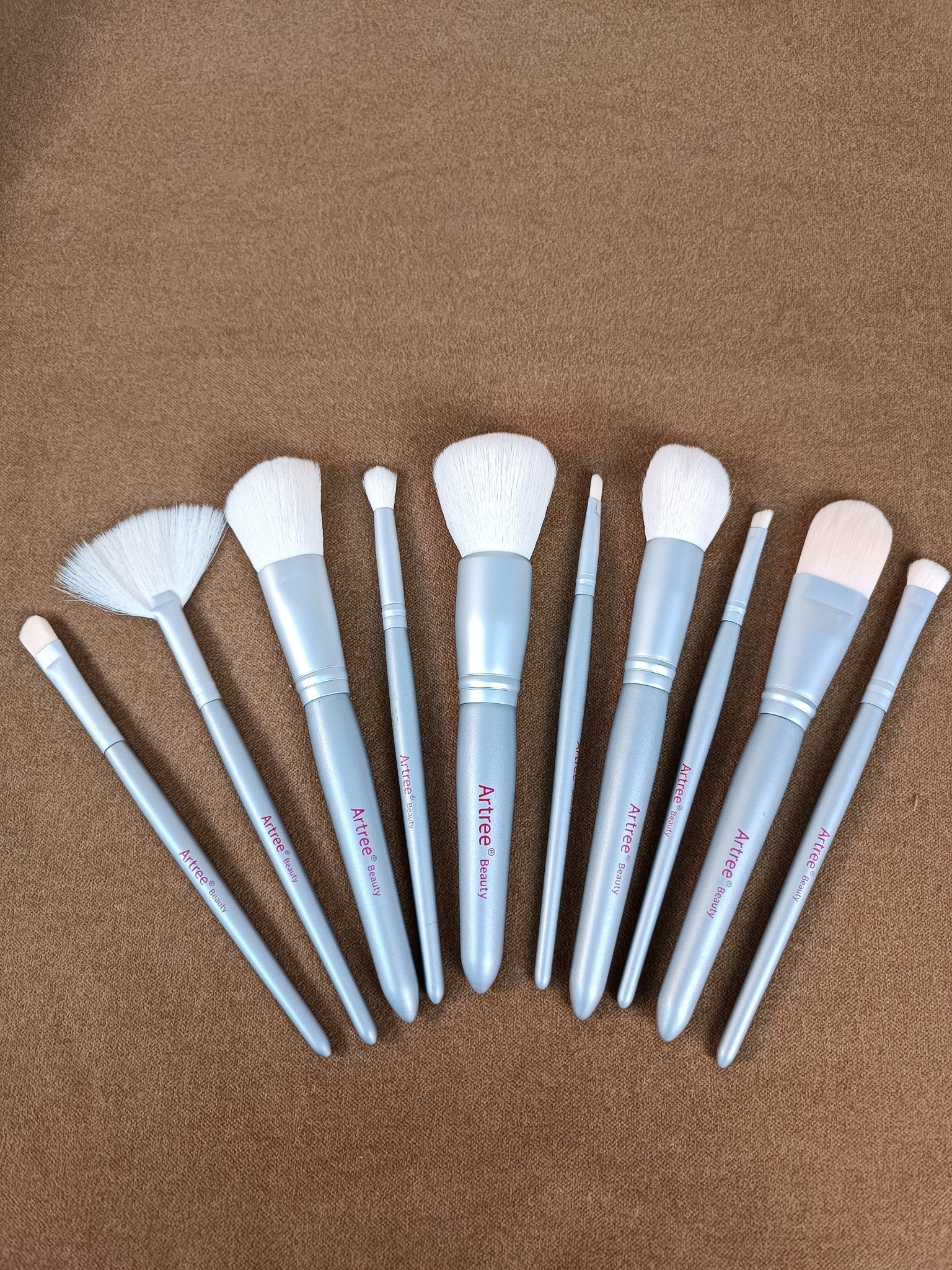 Artree beauty makeup brushes set 10pcs with pouch - Lotshop.pk