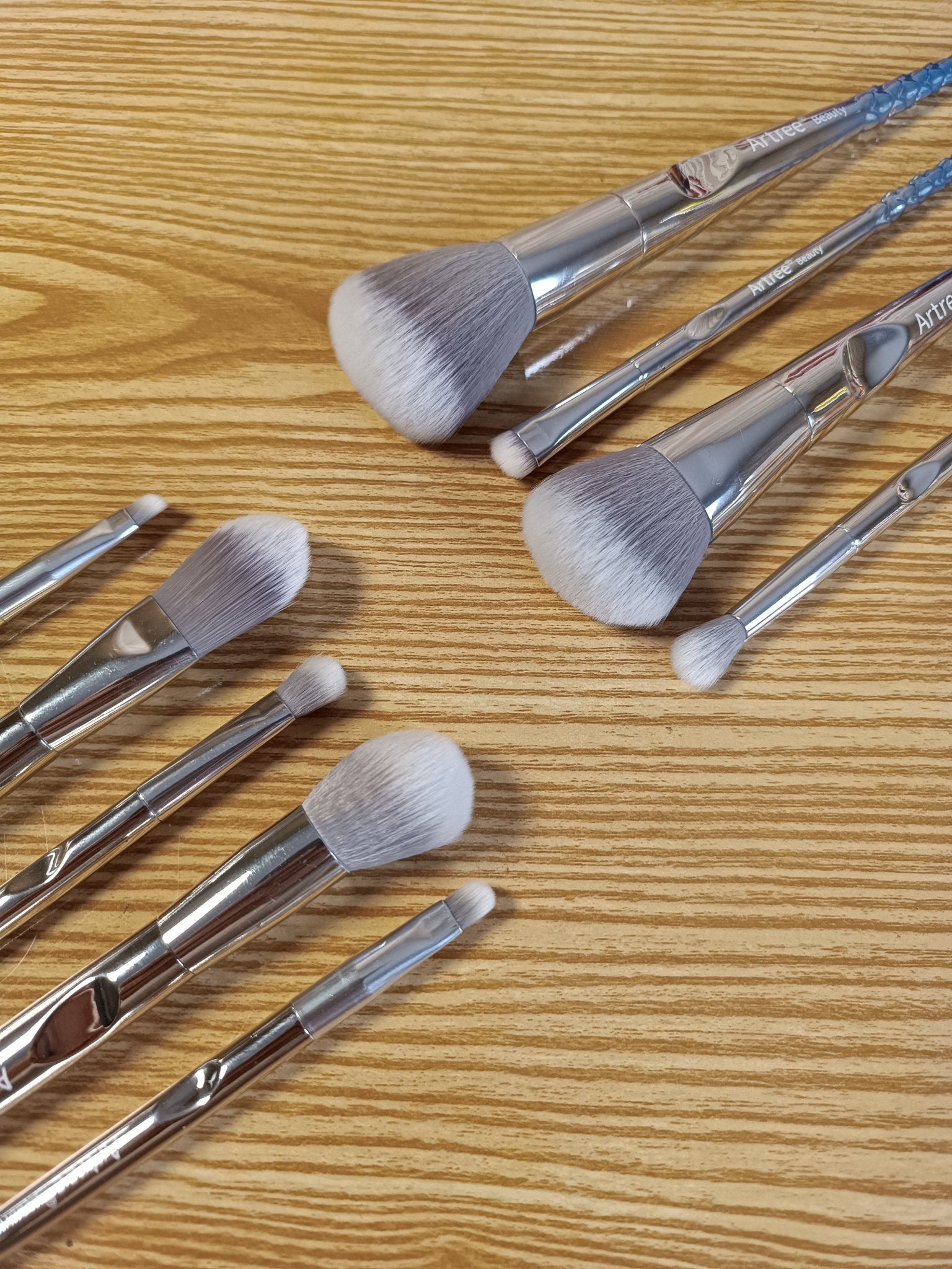 Artree beauty makeup brushes set 9pcs - Lotshop.pk