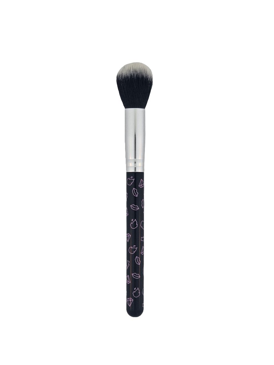 Beauty Bay Iconic Black Blush Brush - Precision & Effortless Blending - Lotshop.pk