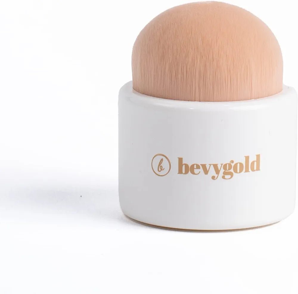 Bevygold Round kabuki brush Available at Lotshop.pk