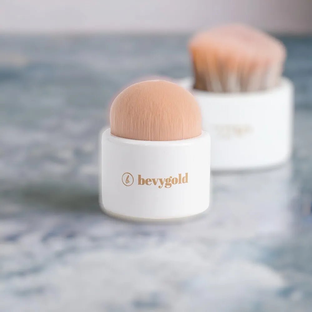 Bevygold Round kabuki brush Available at Lotshop.pk