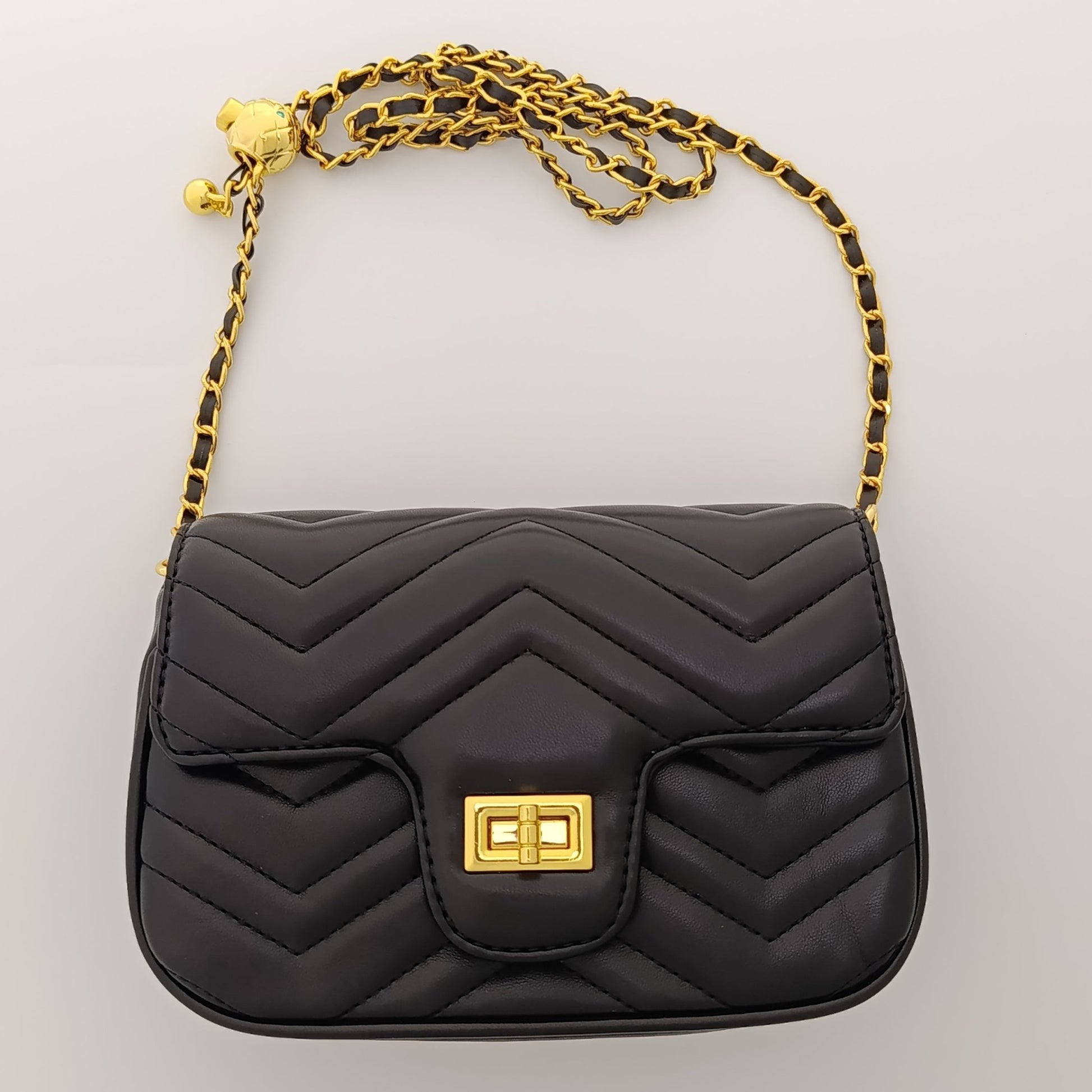 Black Quilted Heart Chain Shoulder Bag – Elegant Faux Leather Crossbody for Everyday Chic - Lotshop.pk