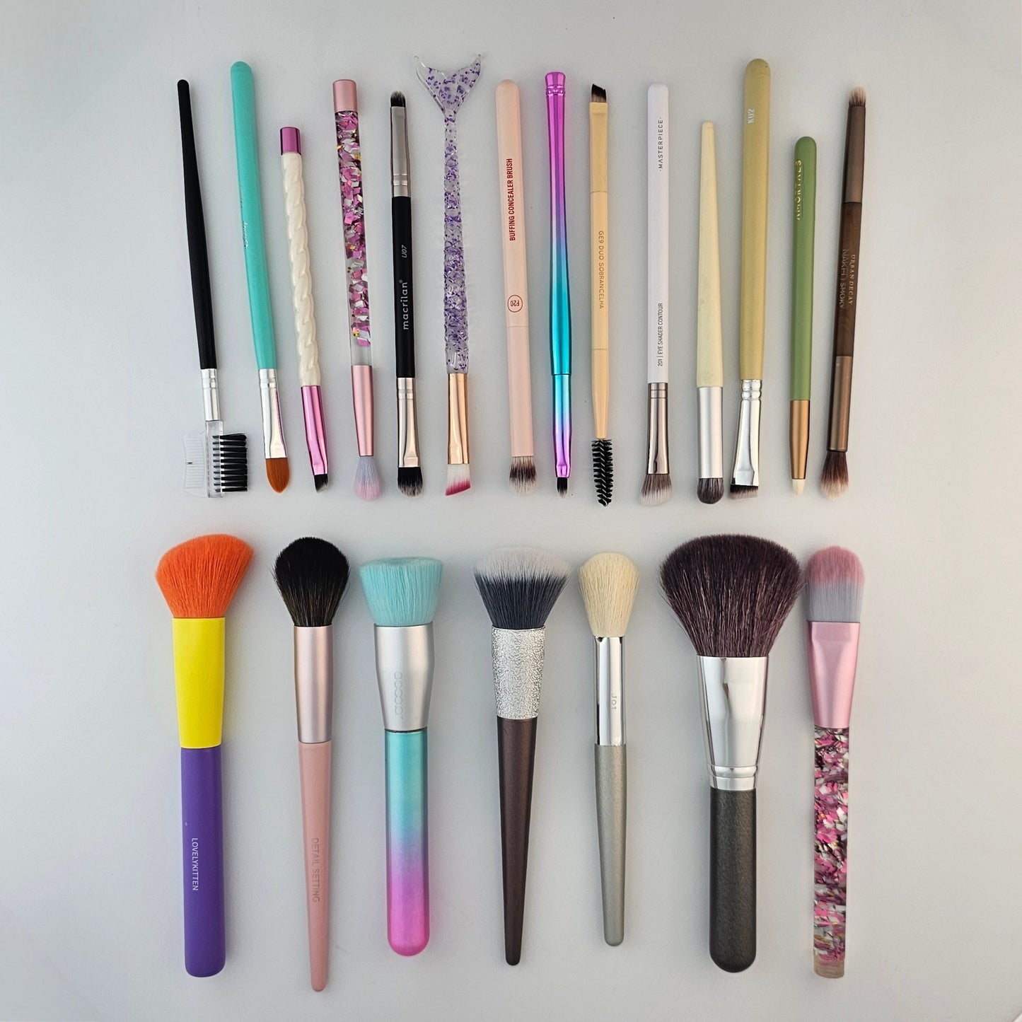 Branded Professional Makeup Brushes by Weight – Ultra - Soft, Available in KGs - Lotshop.pk