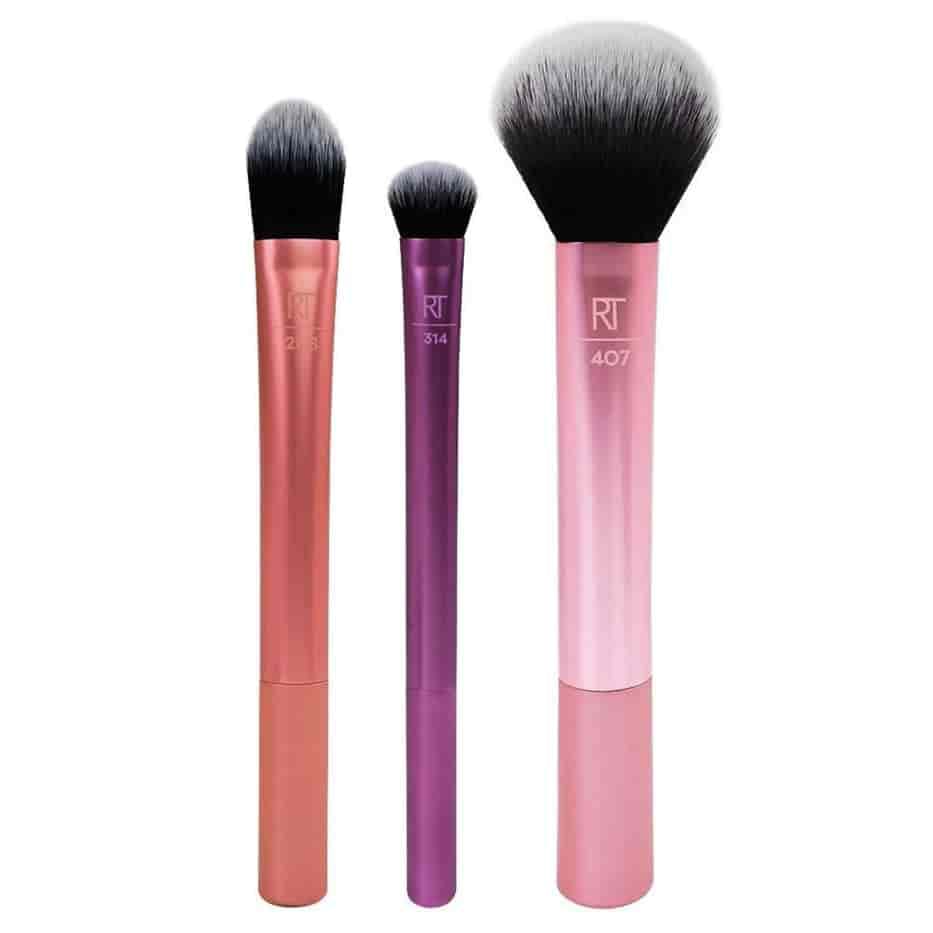 Buy Real Techniques Essentials Set 2.0 price online in Pakistan