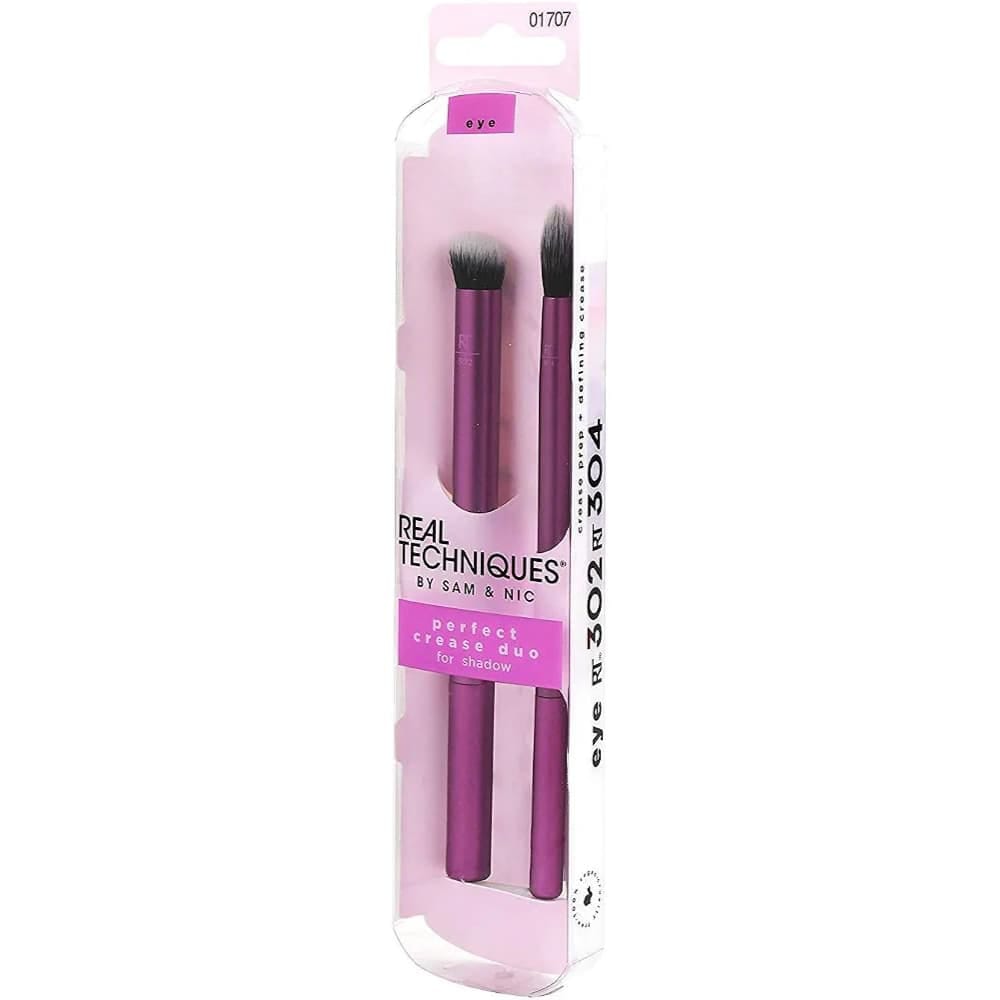 Buy Real Techniques Perfect Crease Duo RT 302 & RT 304 online in Pakistan.