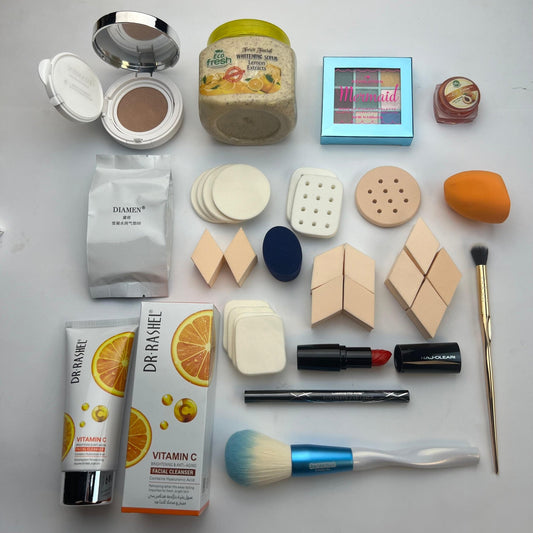 Deal 5 Azadi Makeup Bundle - Celebrate Your Beauty with Patriotic Elegance - Lotshop.pk