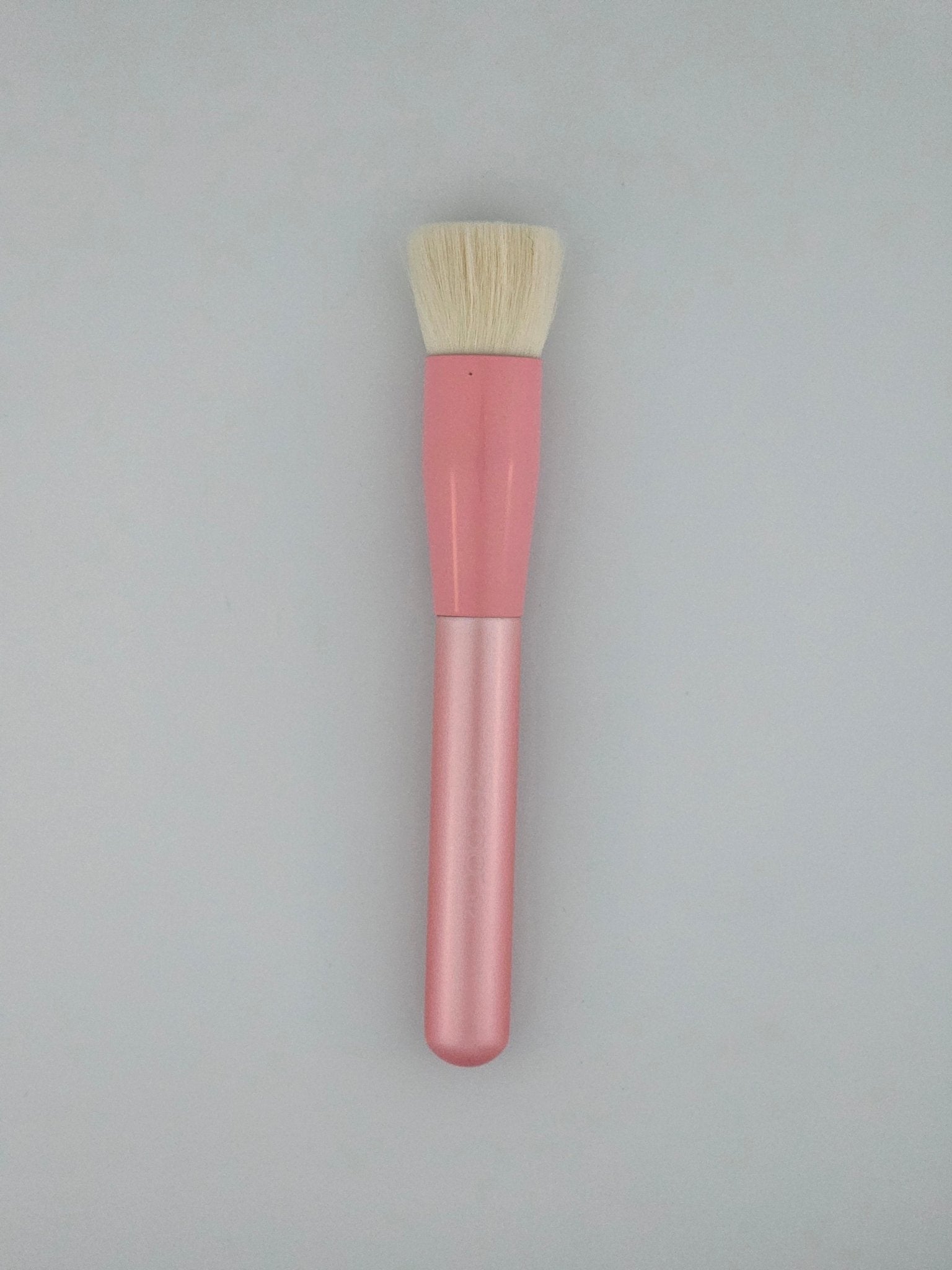 Docolor Pink Professional Flat Foundation Brush - Precision & Flawless Application - Lotshop.pk