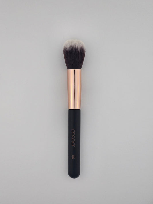 Docolor Professional Small Powder Brush #06 – Precision & Softness for Flawless Makeup - Lotshop.pk