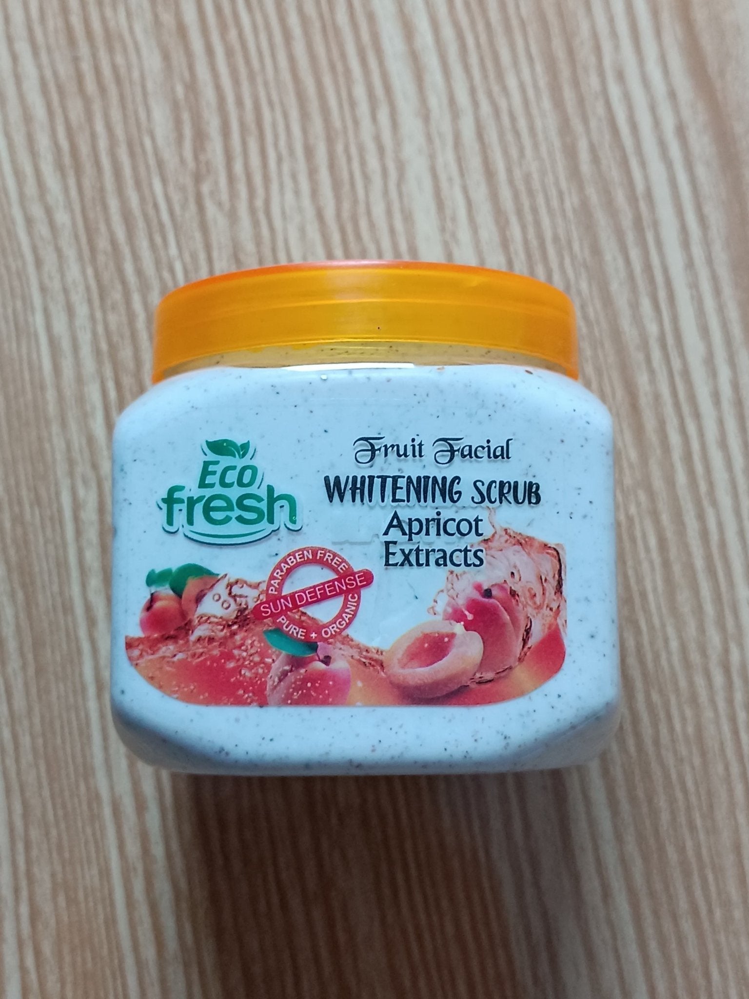 Eco fresh whitening scrub 300ml at Lotshop.pk