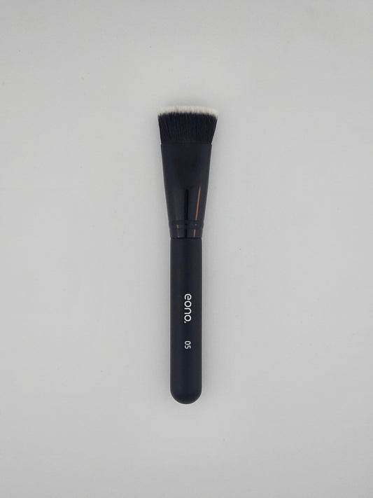 Eono 05 Flat Top Foundation Brush | Seamless, Streak - Free Application - Lotshop.pk