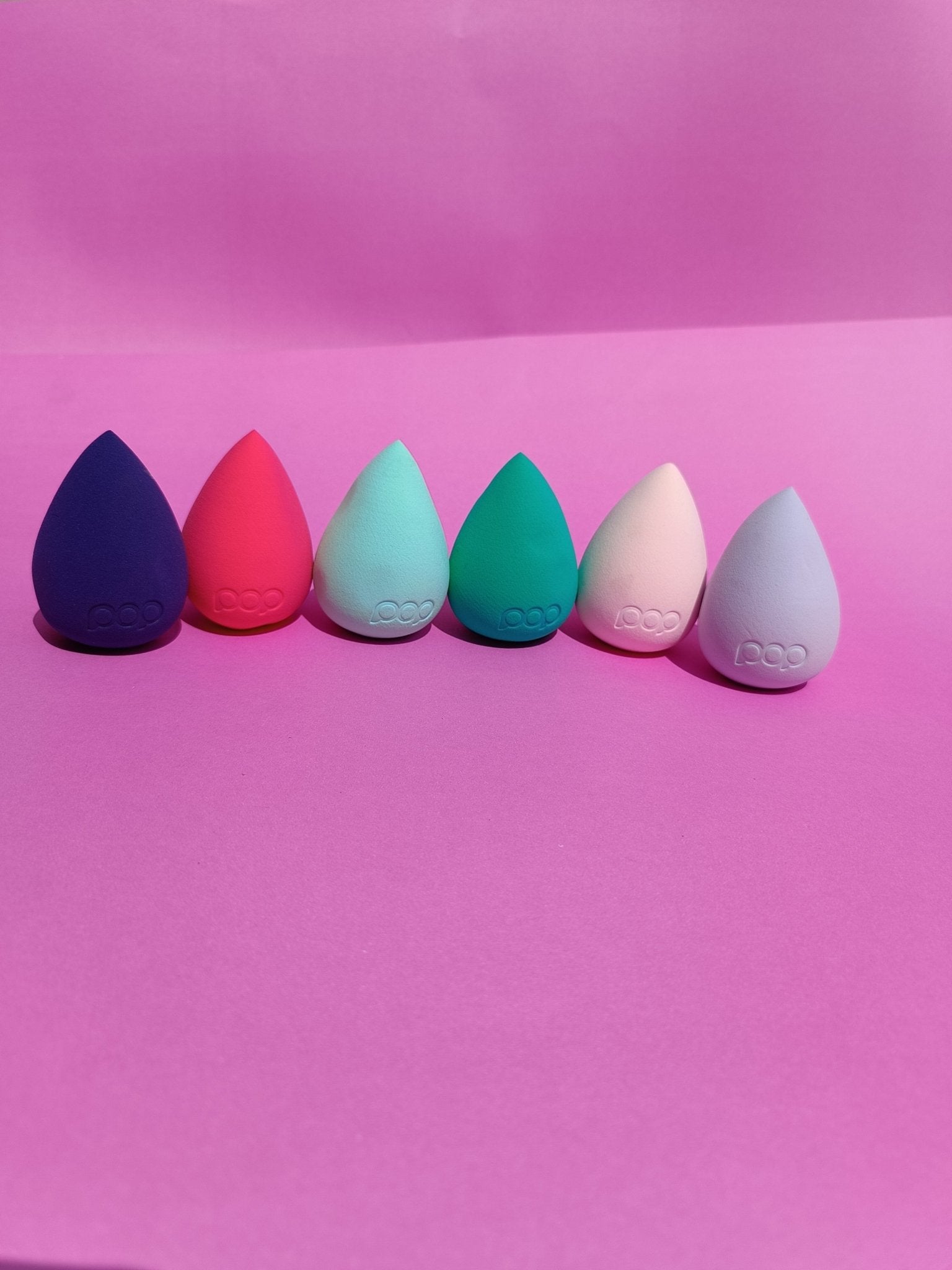 High Quality makeup beauty blender sponge Available at Lotshop.pk