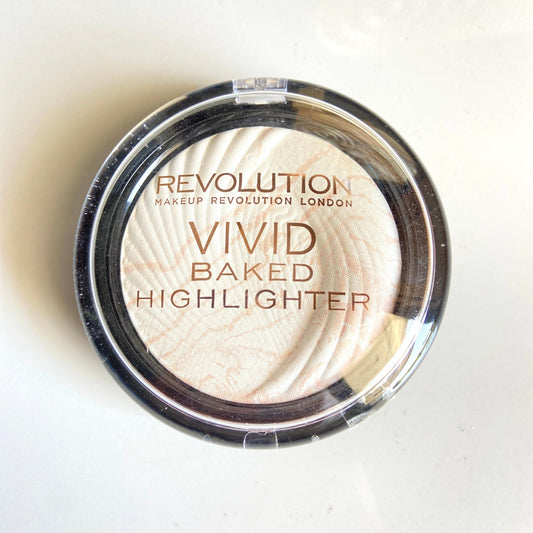 Highlighter MAKEUP REVOLUTION Vivid Baked Matte Lights - Lotshop.pk