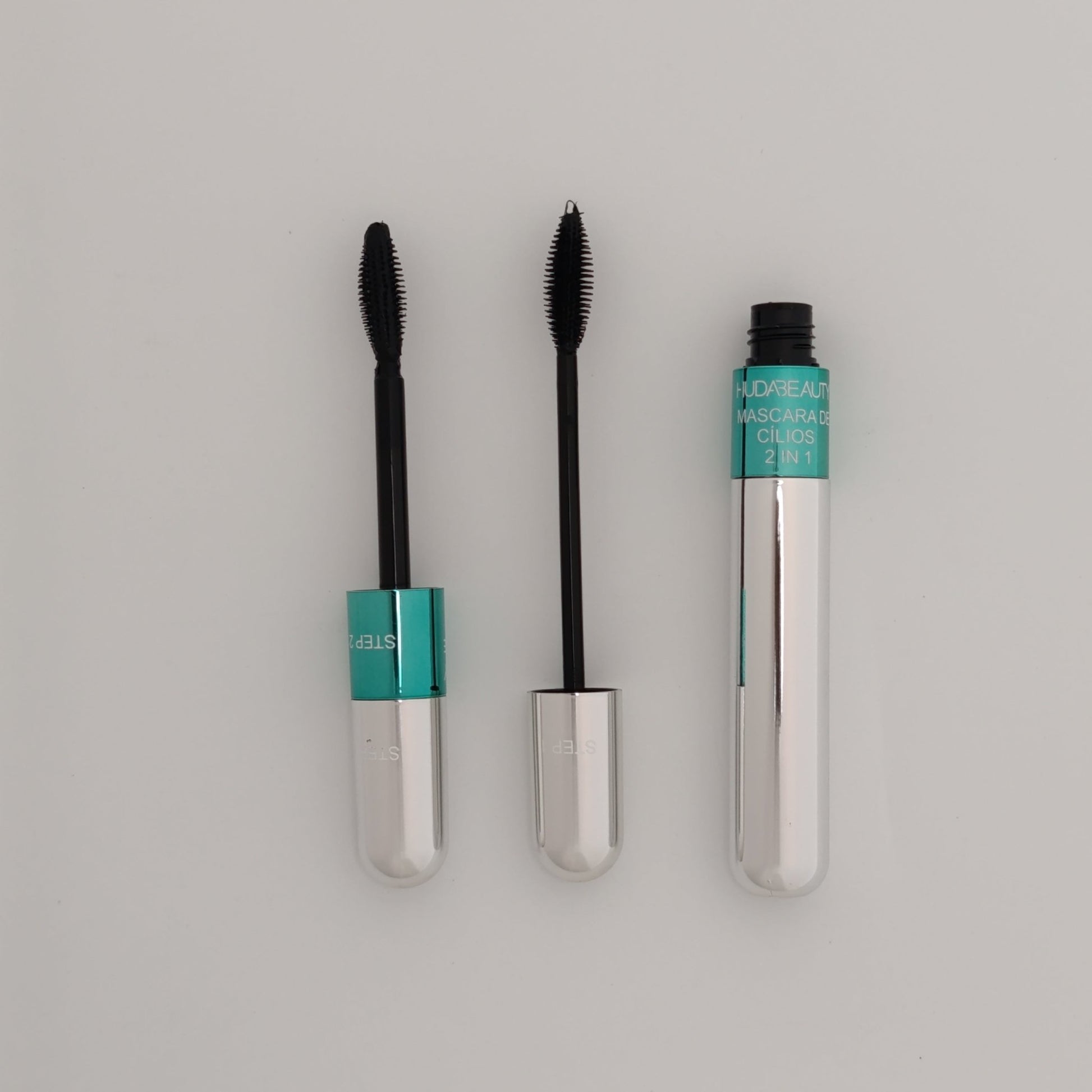 Huda Beauty 2 in 1 Waterproof Mascara – Dual - Brush Volume & Length - Lotshop.pk