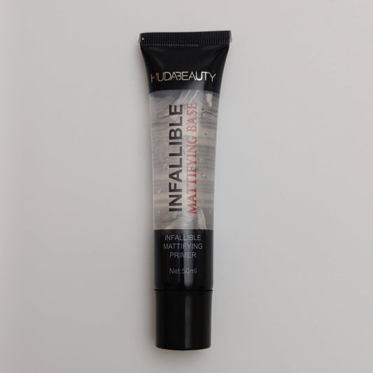 HUDA BEAUTY Infallible Mattifying Base Primer – 50ml 🌟 - Lotshop.pk