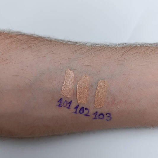 Huda Beauty Instant Age Rewind Concealer – Full Coverage - Lotshop.pk