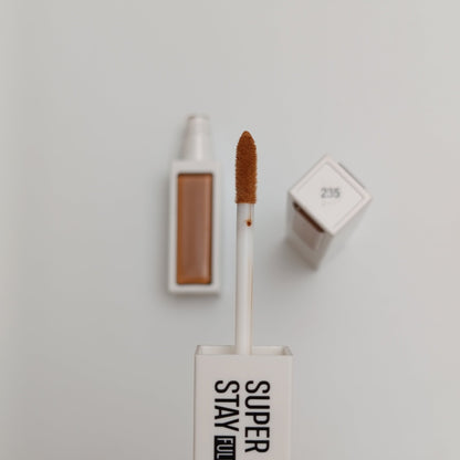 🌟 Huda Beauty Instant Age Rewind Concealer – Full Coverage, Bye Bye Face Spots - Lotshop.pk