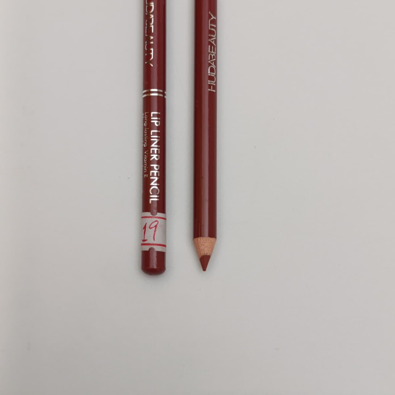 Huda Beauty Lip Liner Pencil – 24 Shades | Long - Lasting, Creamy & Highly Pigmented 💄✨ - Lotshop.pk