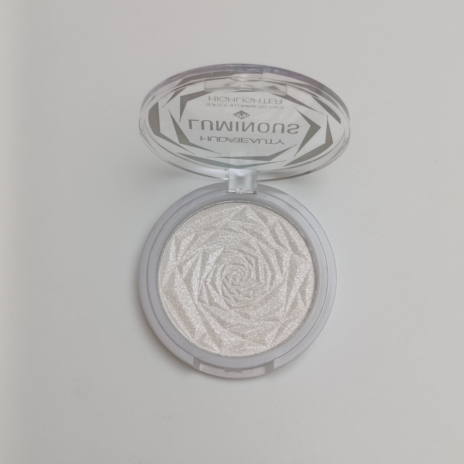 Huda Beauty Luminous Highlighter – Softly Illuminated Glow - Lotshop.pk