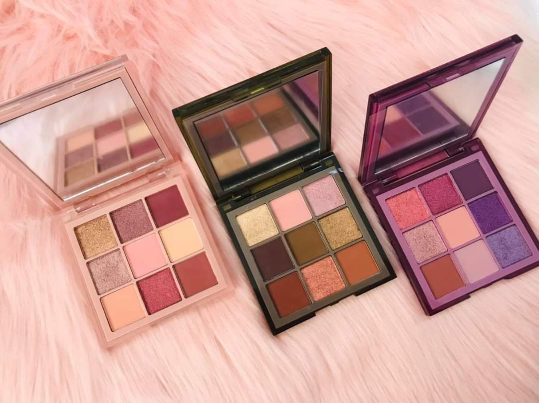 HUDA BEAUTY MINI EYE SHADOW PALETTE Haze Obsessions - Lotshop.pk