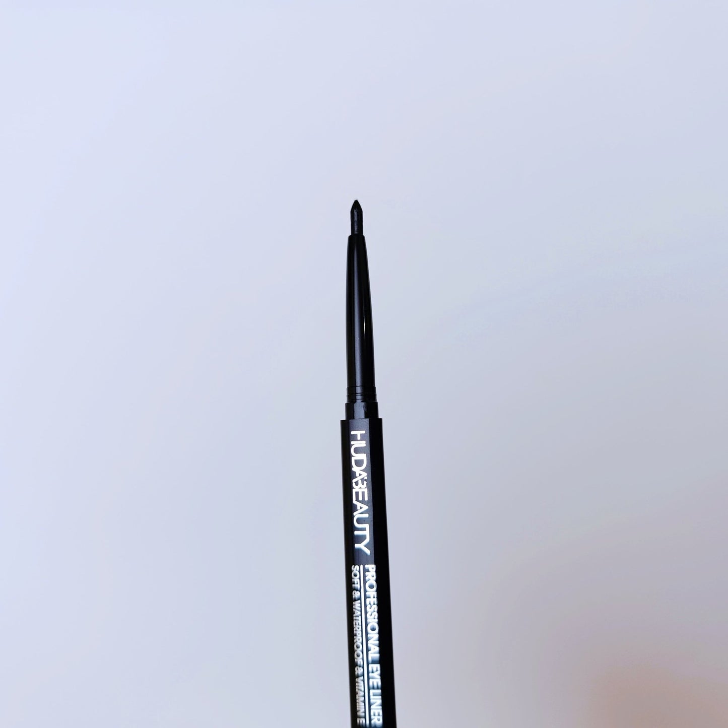 Huda Beauty Professional Eye Liner – Soft, Waterproof & Enriched with Vitamin E - Lotshop.pk