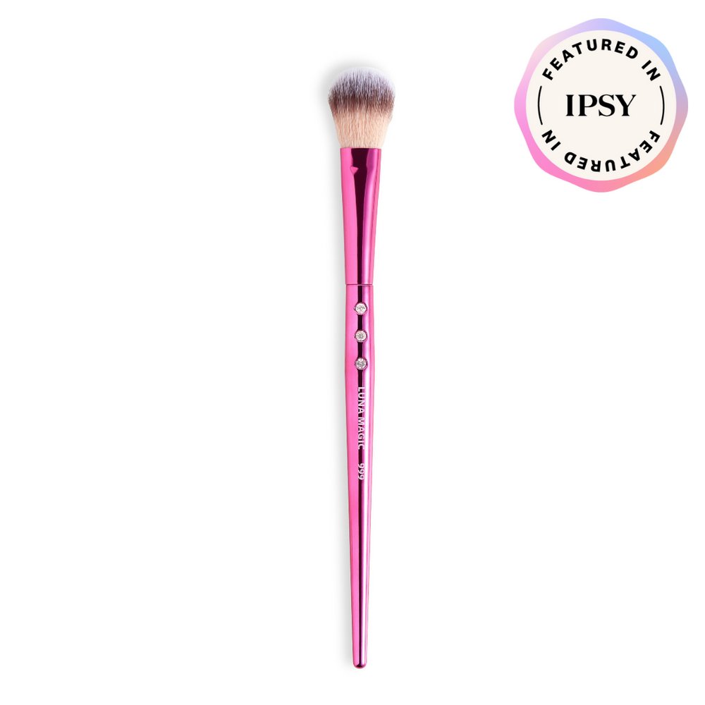 LUNA MAGIC Superstar Makeup Brush - Lotshop.pk