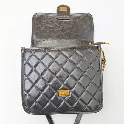 Luxury Black Quilted Chain - Strap Backpack Handbag – Convertible Crossbody for Modern Elegance - Lotshop.pk