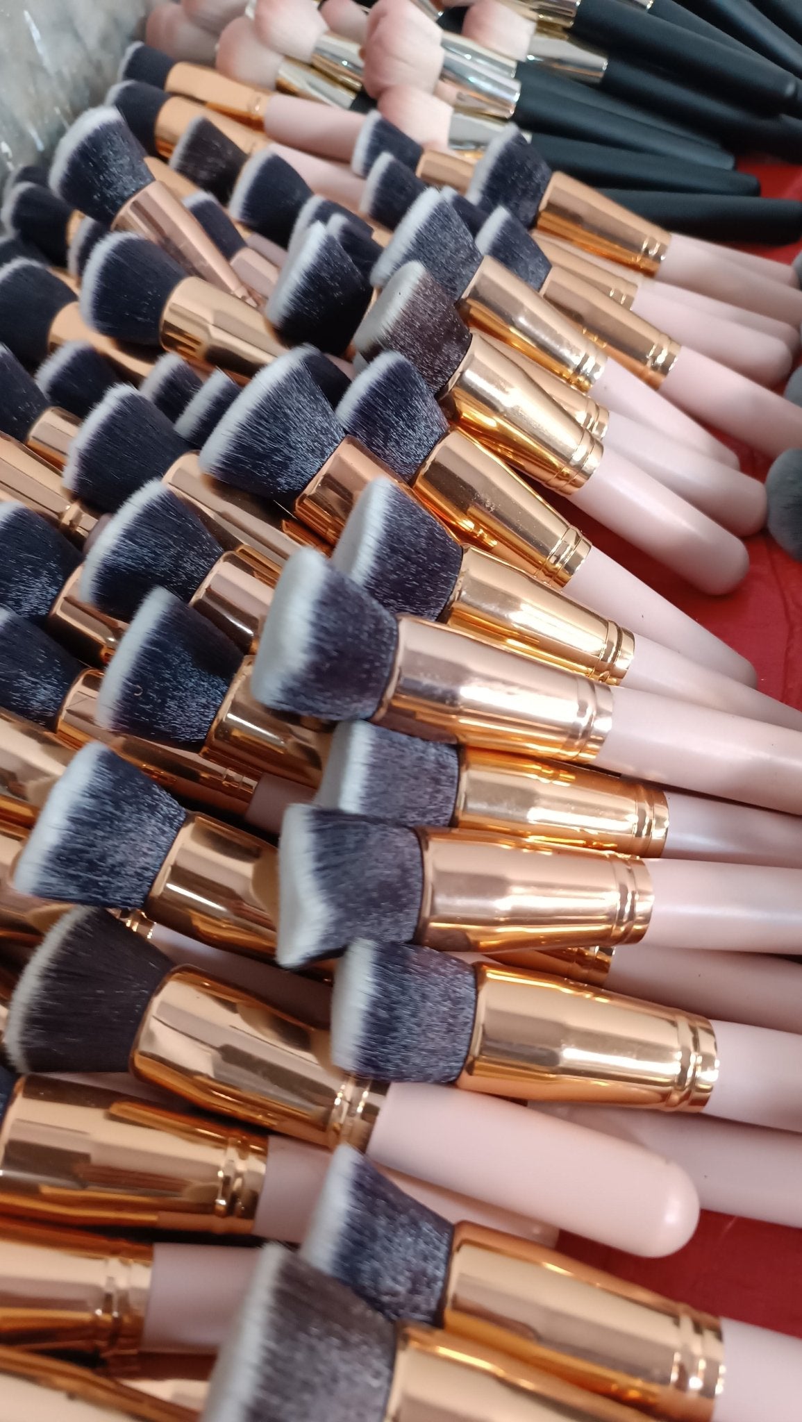 Makeup Brushes Mix In Kgs - Lotshop.pk