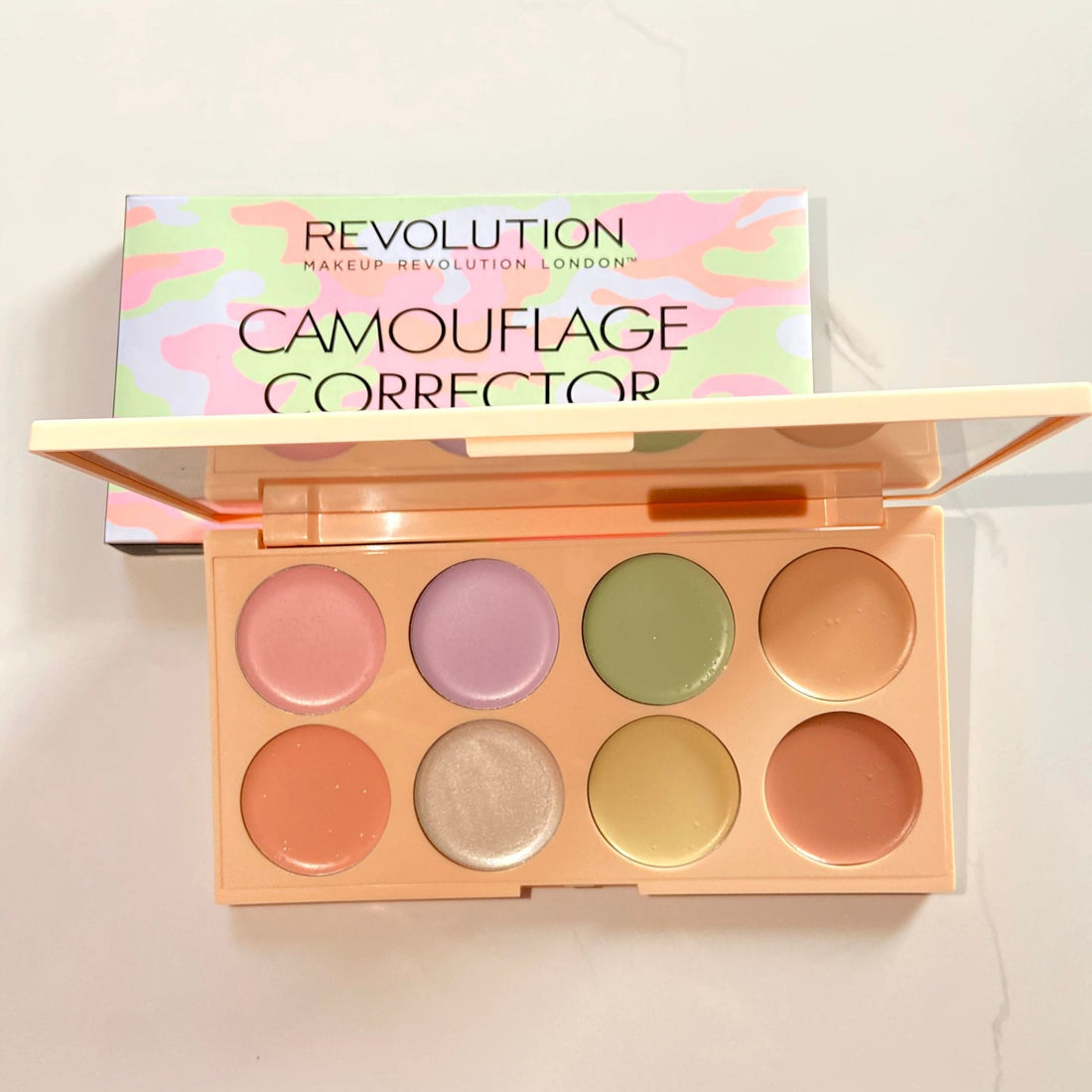 Makeup Revolution Camouflage Corrector Palette - Lotshop.pk