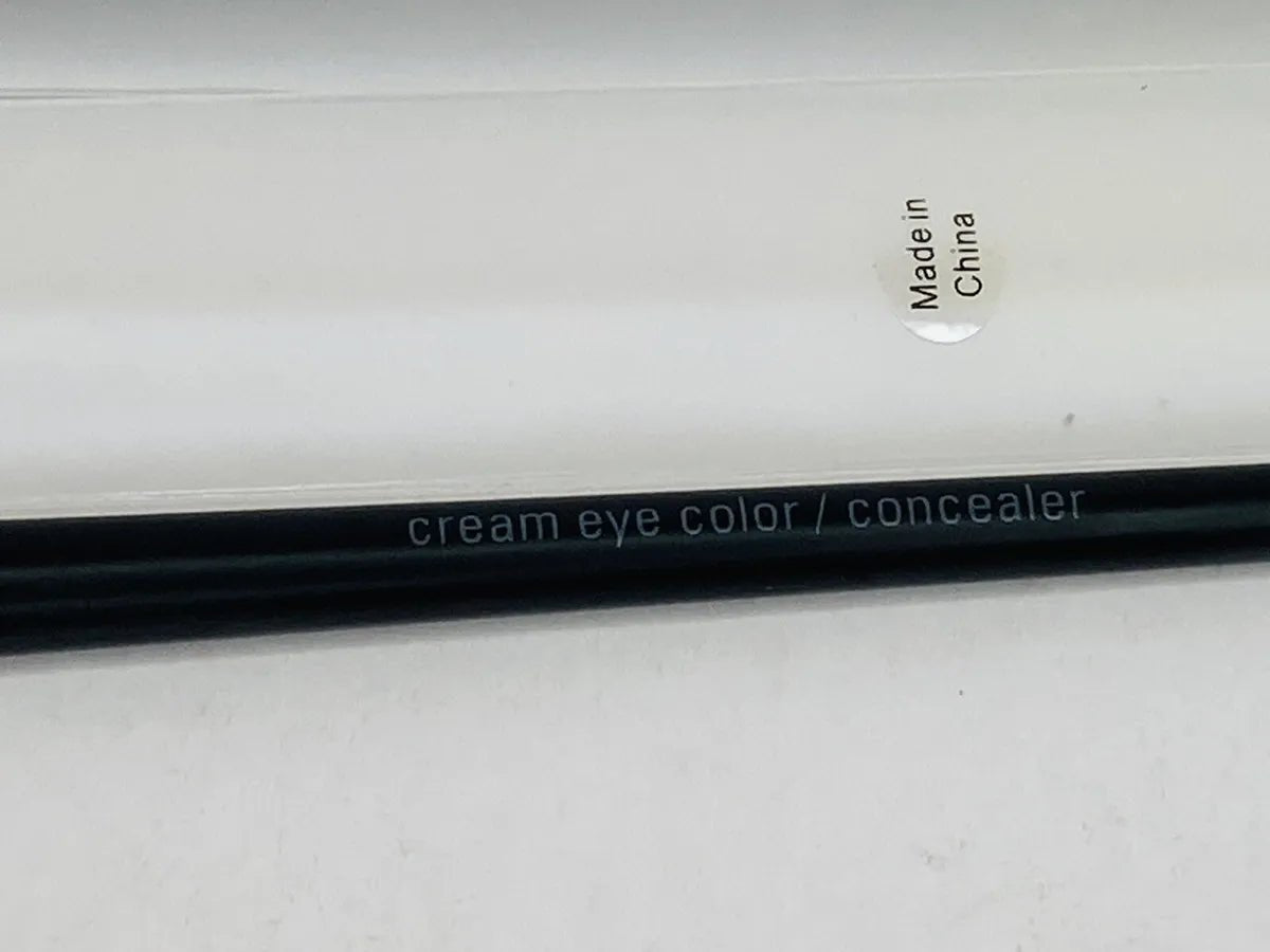 MARY KAY Cream Eye color/ Concealer Makeup Brush at Lotshop.pk